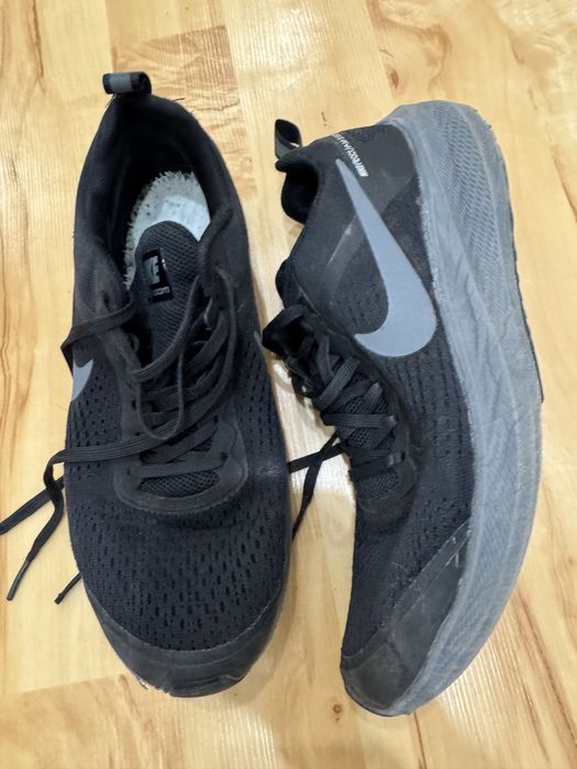 Кроссовки подростковые