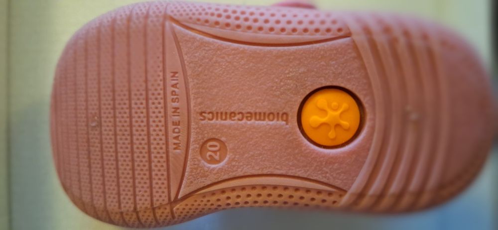 Бебешки обувки за момиче