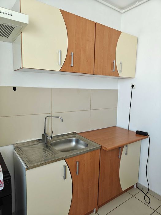 proprietar, inchiriez garsoniera