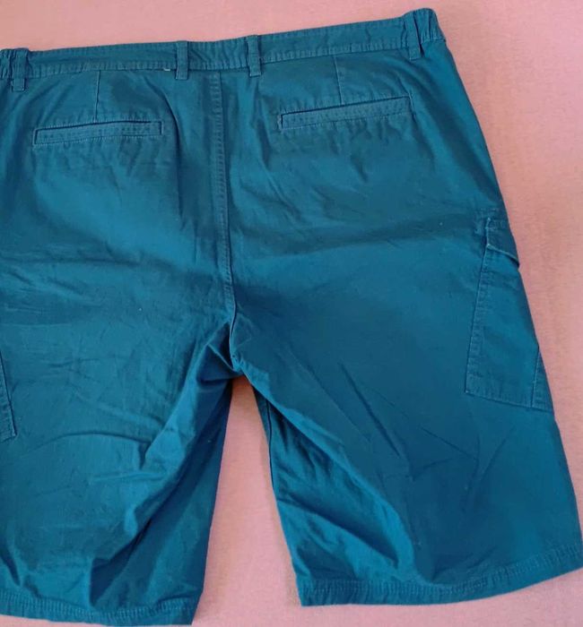 Pantaloni scurti barbati