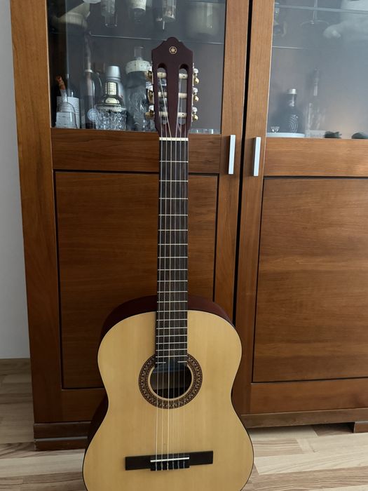 Chitară clasică Yamaha C30M II 4/4 + Husă GEWA inclusă