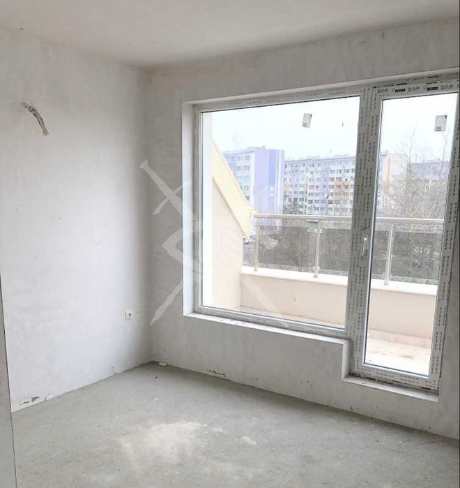 Продава се Двустаен апартамент в Бургас, Славейков - 126 кв.м за 889 €/кв.м - Снимка #1