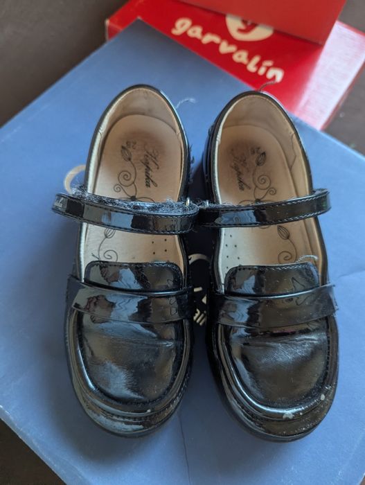 Капика черные туфли 28 размер