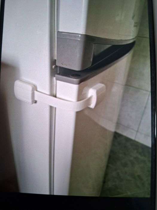 Vând frigider si lada frigorifica