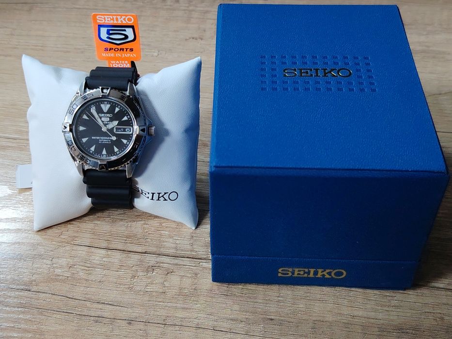 Часы Seiko 5 Sports SNZB33J2 Оригинал 100%