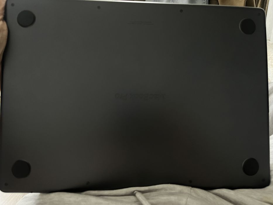 Макбук 2024 Про 14 macOs