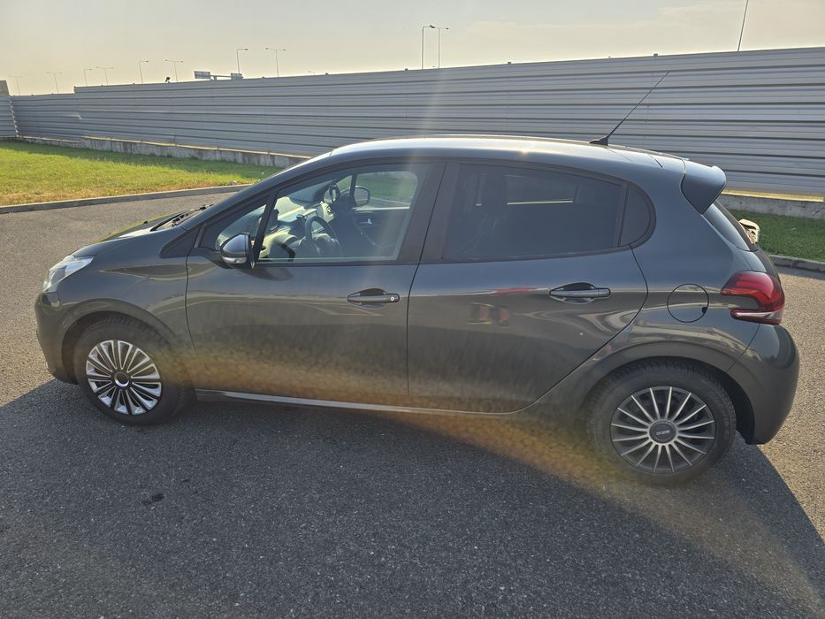 PEUGEOT 208 2018 — imagine 2