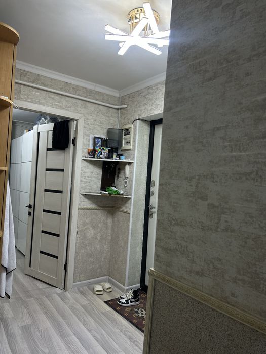 Продам 2 комнат квартиру