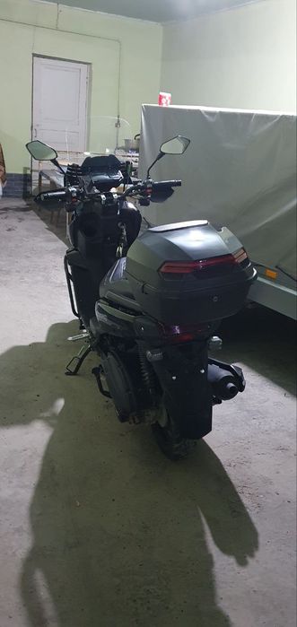 Holati yangi nax pulga sotiladi