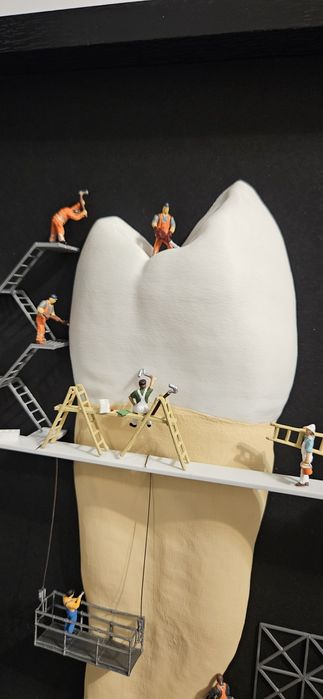 DENTAL ART – Sculpting Precision