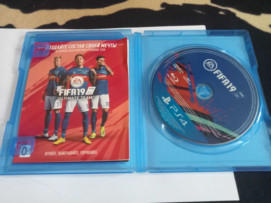 продам диск пс4 Фифа 19