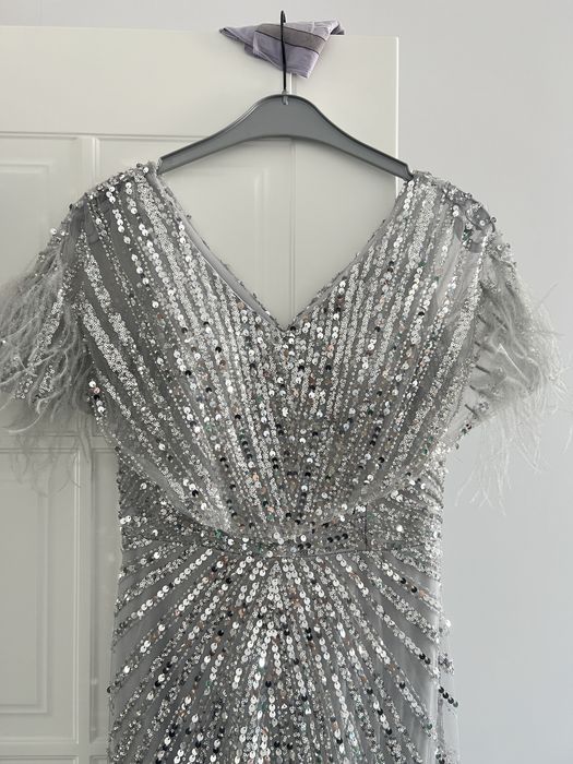 продается вечернее шикарное платье