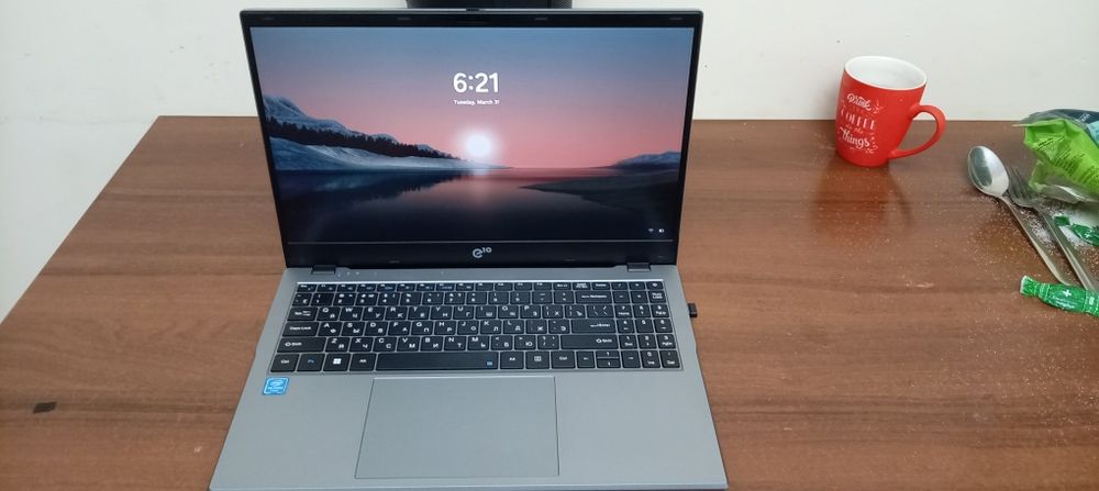 Компьютер Acer E10