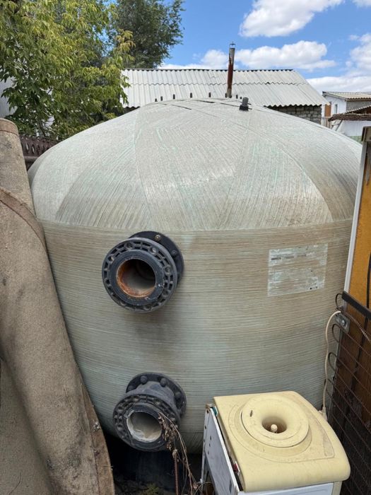 Продам емкость 5 тонна