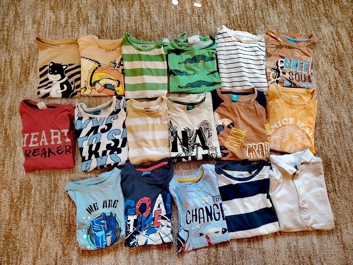 Lot vara marime 122 baiat. 23 buc