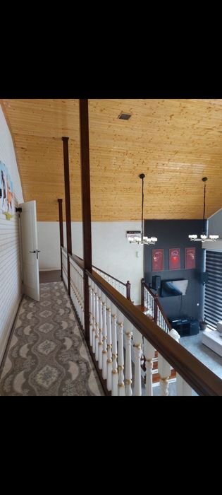 Бургулюк Коттедж