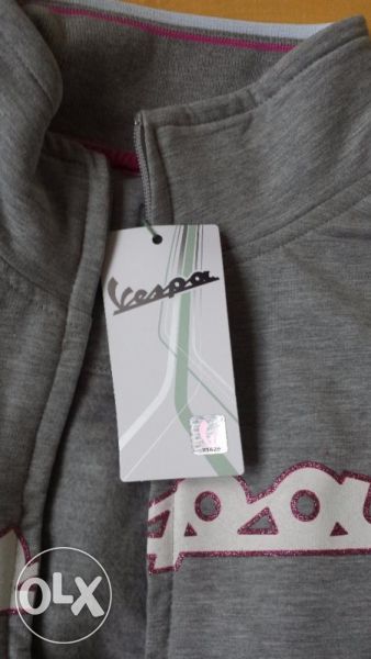 Продавам оригинален суитчър Vespa