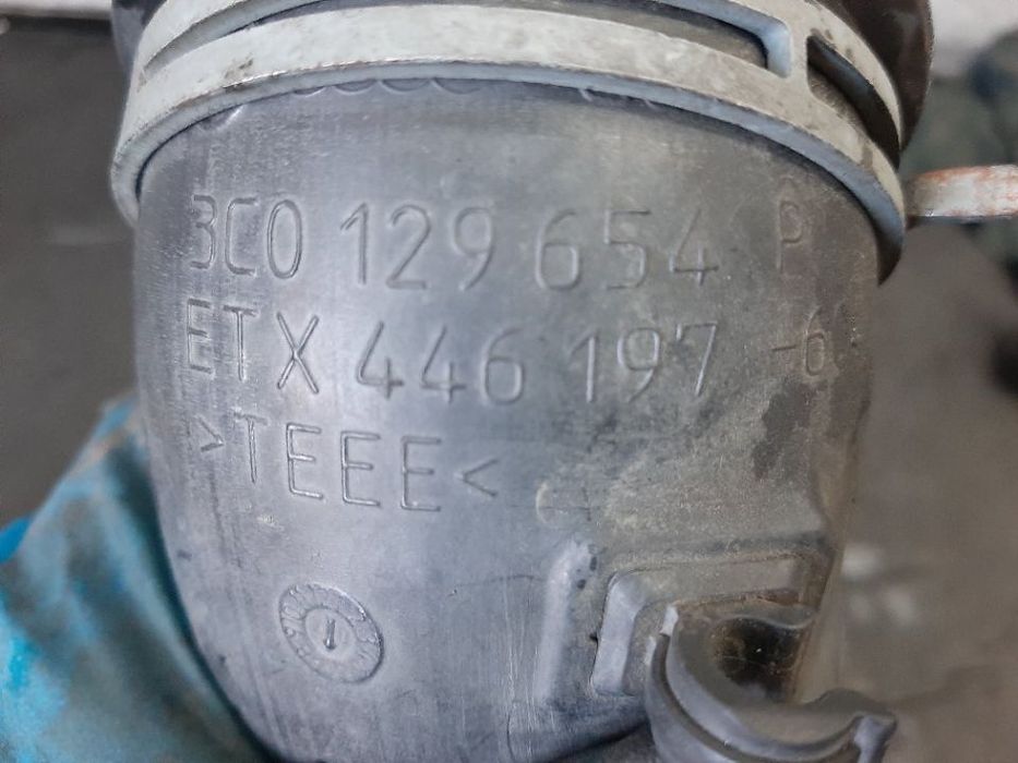 tubulatura admisie 2.0 tdi audi a3 8p  vw passat b6 touran 1t2  golf 5 3c0129654p