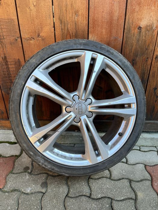 Vand jante Audi R20 sau schimb cu R17