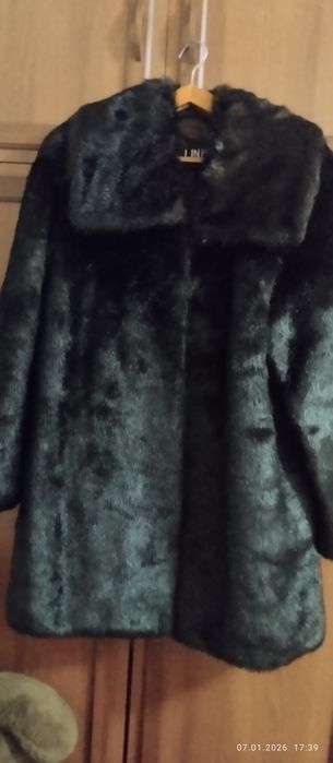 Шуба женская, под норку, искуственый мех.