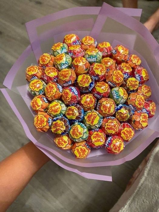 Букеты на заказ чупачупсиков