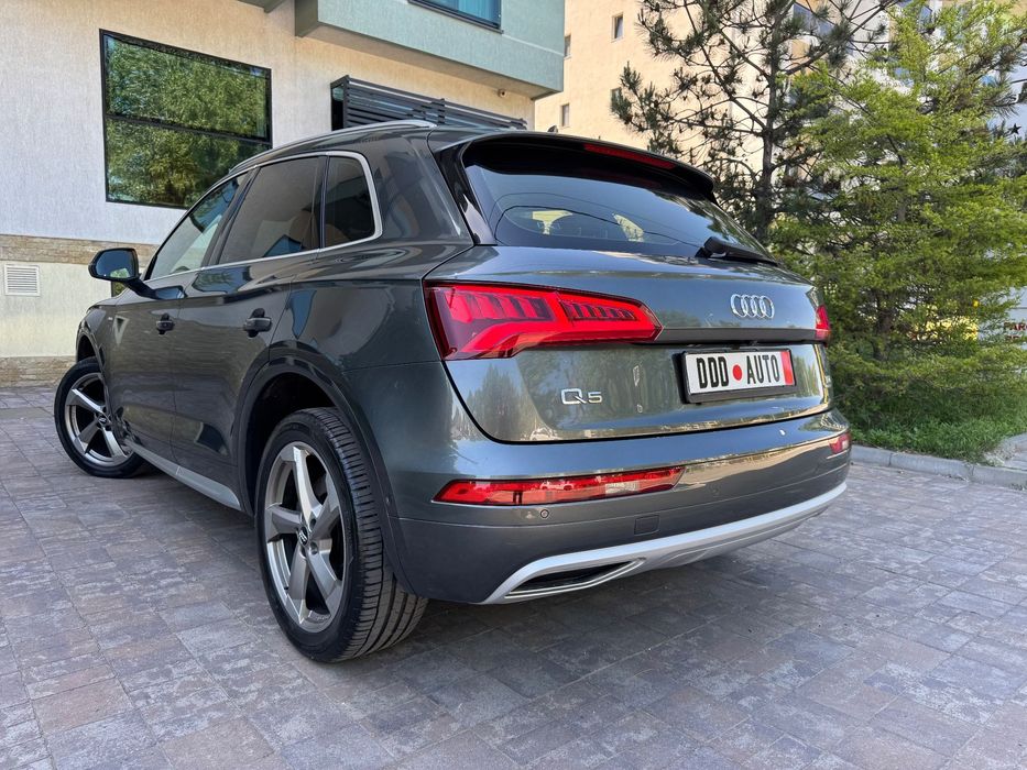Audi Q5 Model S-line Int+EXT/2.0d 190cp Euro6/Camere 360/