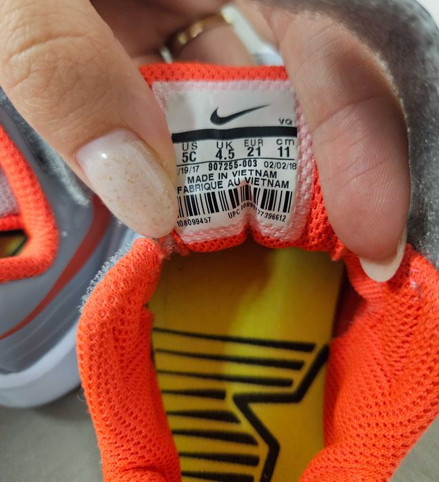 Бебешки маратонки Nike