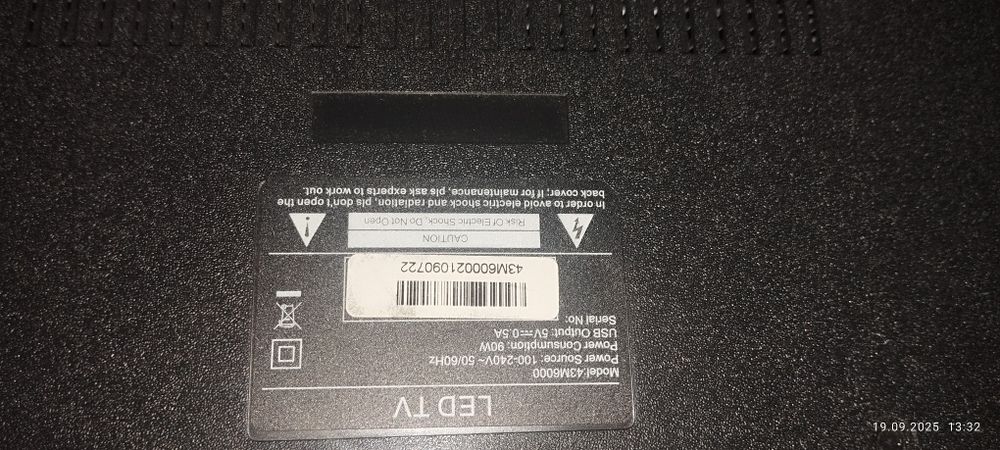 Продам телевизор на запчасти самсунг