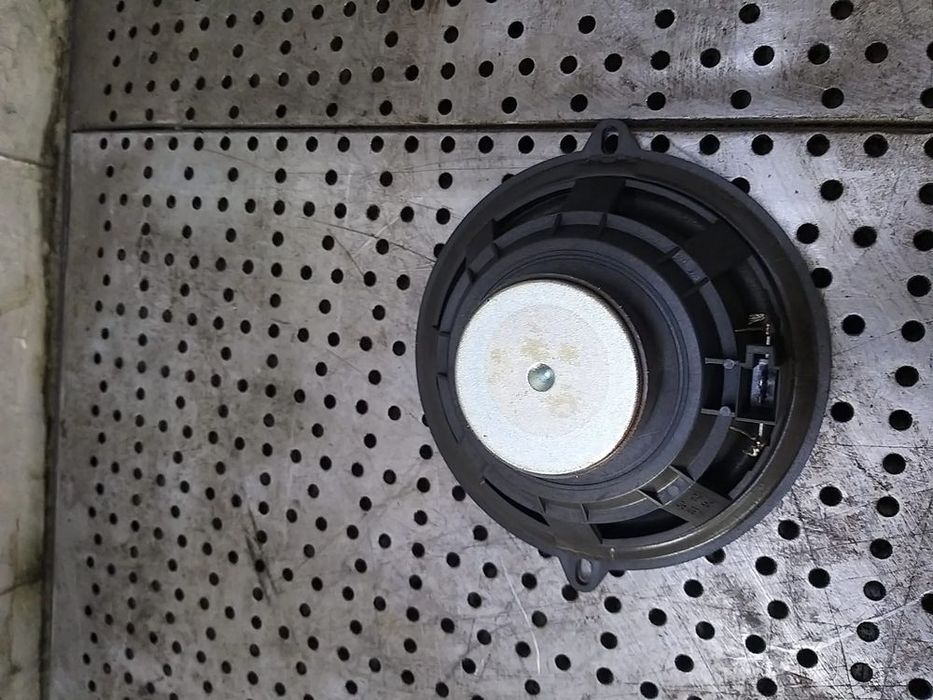Boxa audio stanga fata renault clio 4
