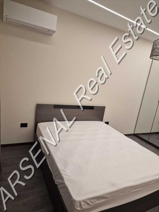 Дава се под наем Тристаен апартамент в София, Лозенец - 110 кв.м за 1196.97 € - Снимка #2