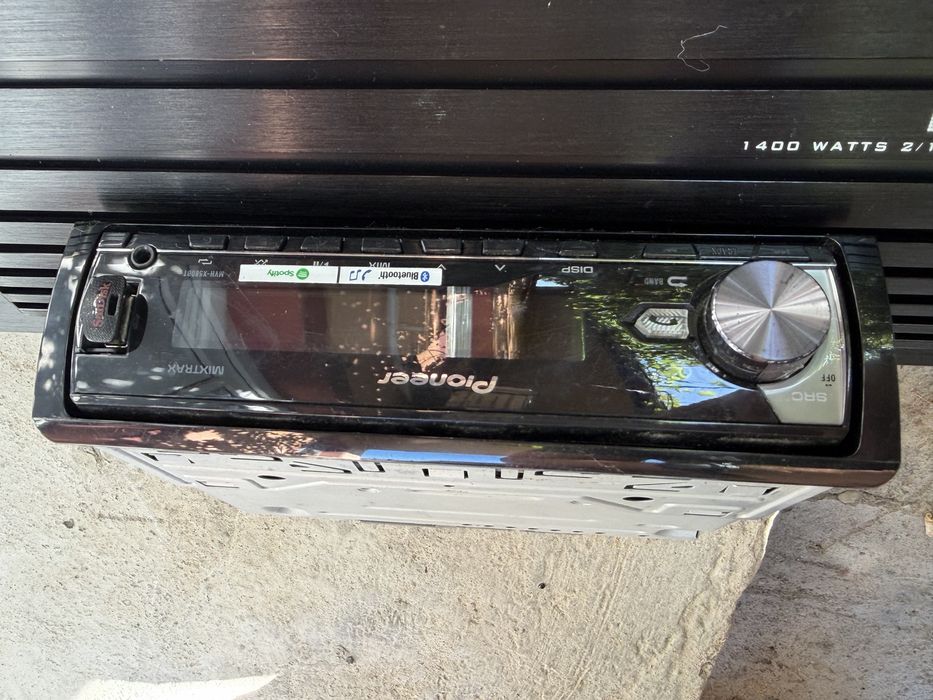 Boxe auto, amplificatoare si subwoofer