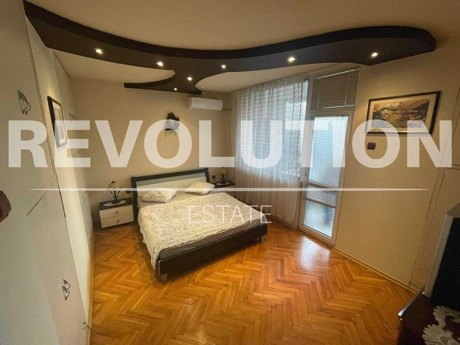 Дава се под наем Тристаен апартамент в Варна, Център - 90 кв.м за 350 € - Снимка #5