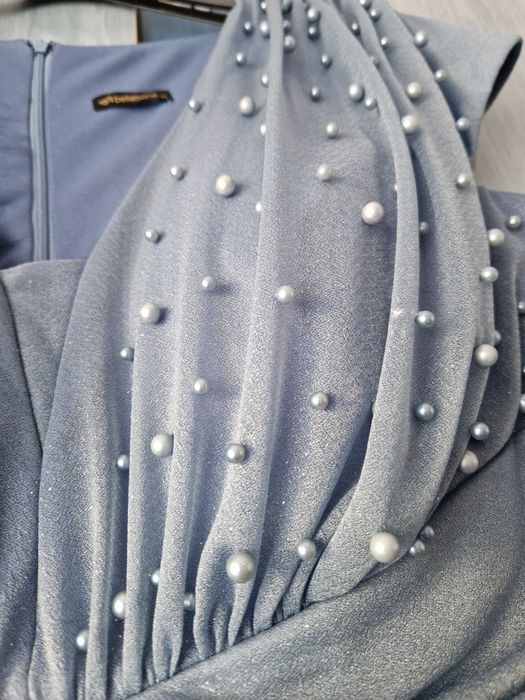 Rochiță elegantă cu perluțe