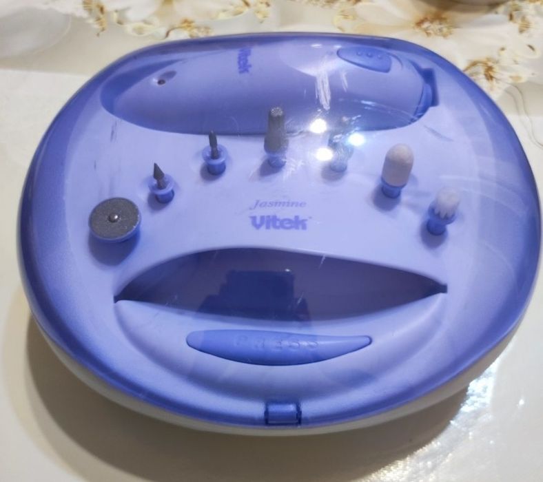 Маникюрный набор vitek
