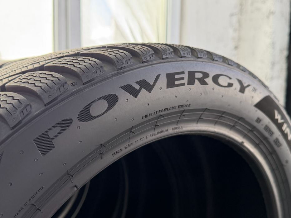 “Dot 24” 235/45/18 Pirelli 4Броя: 400€ 8мм