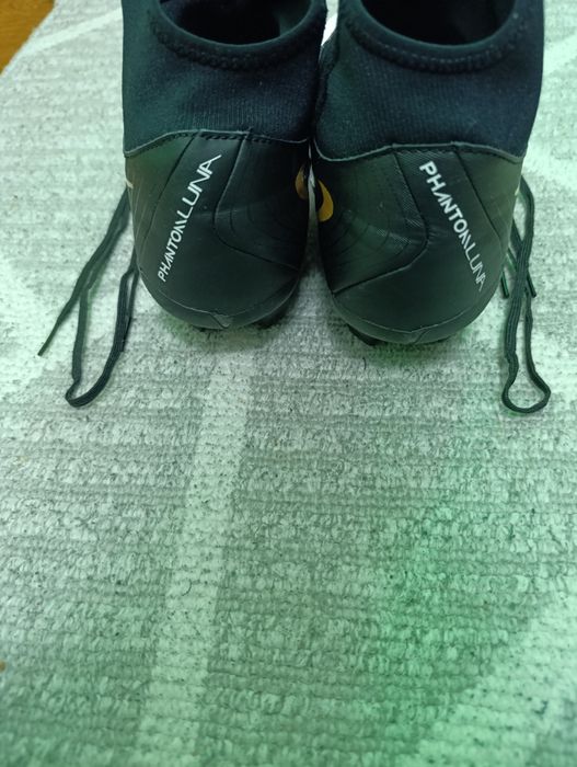 Phantom Luna marimea 44 ( 28 cm )