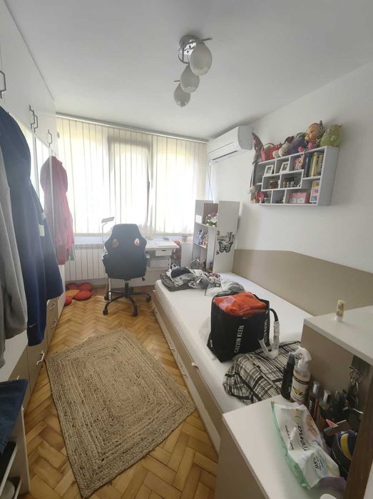 Дава се под наем Многостаен апартамент в Разград, Център - 100 кв.м за 147900 € - Снимка #6