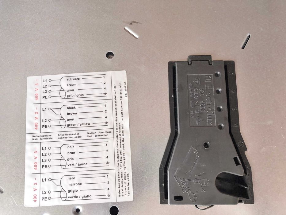 Цена 80€. Професионален Стъкло Керамичен плот - Electrolux Profi Steam