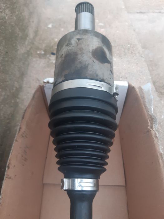 Предна Дясна Полуоска за S-Class 221 4×4 (2005 /2013)