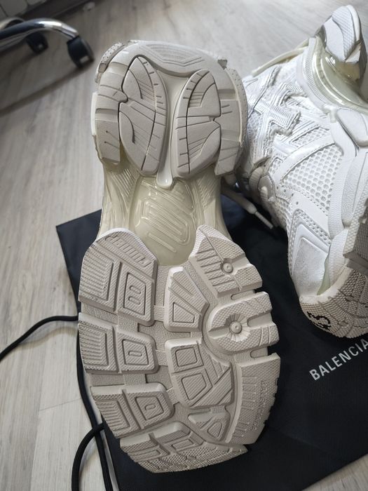 Balenciaga runners white 43