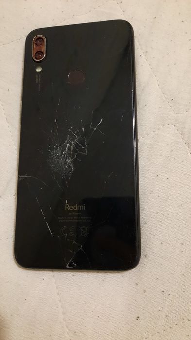 Телефоны redmi  Samsung