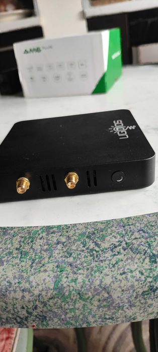 Ugoos am6 plus tv box