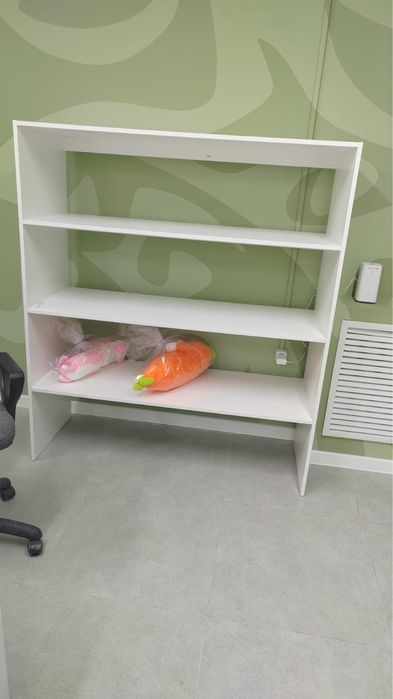 Мебель офисная и торговая