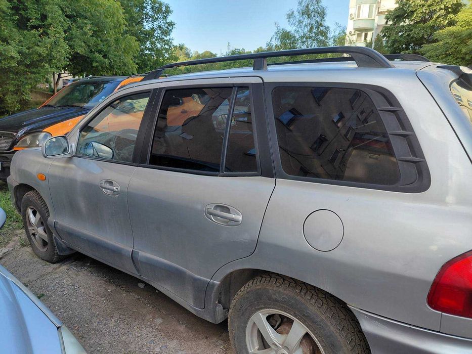 Джип Hyundai Santafe 4×4 2.0dizel