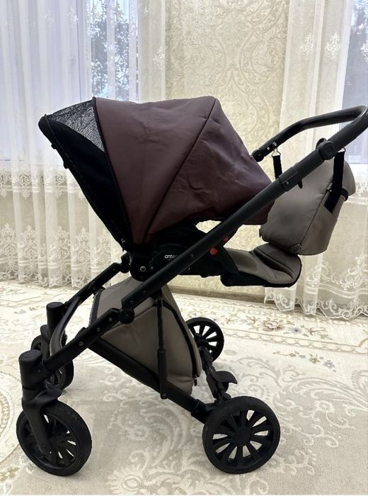 Продам коляску anex cross 2 в 1