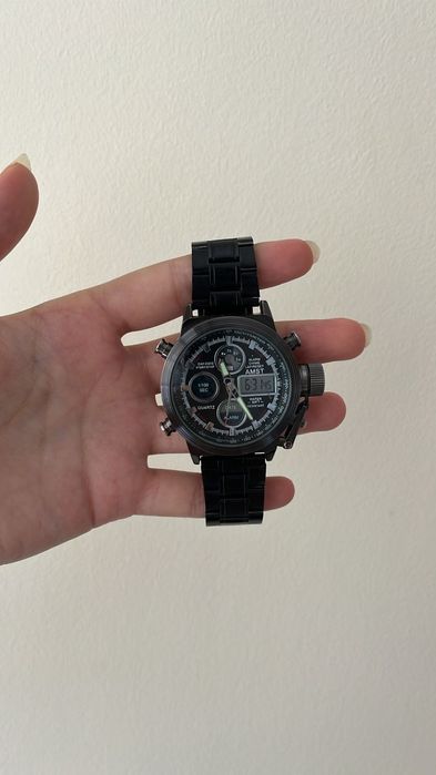 Мужские часы, срочно