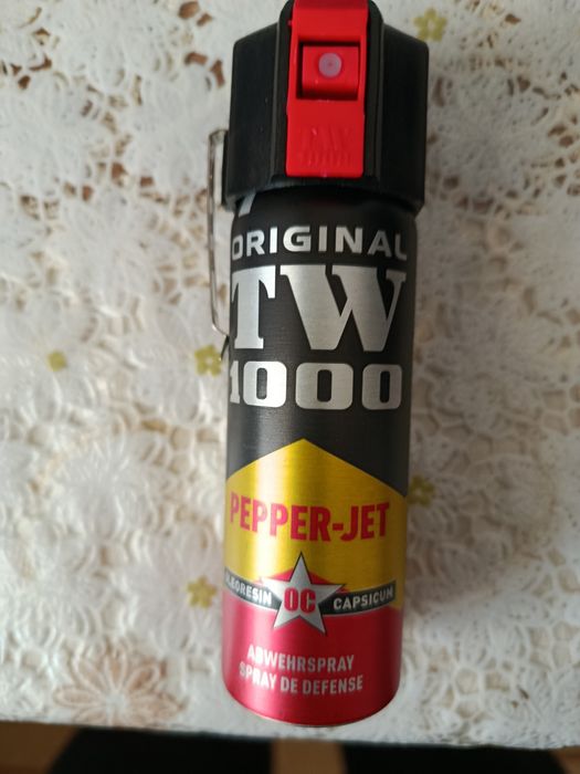 Spray defensiv pentru apărare