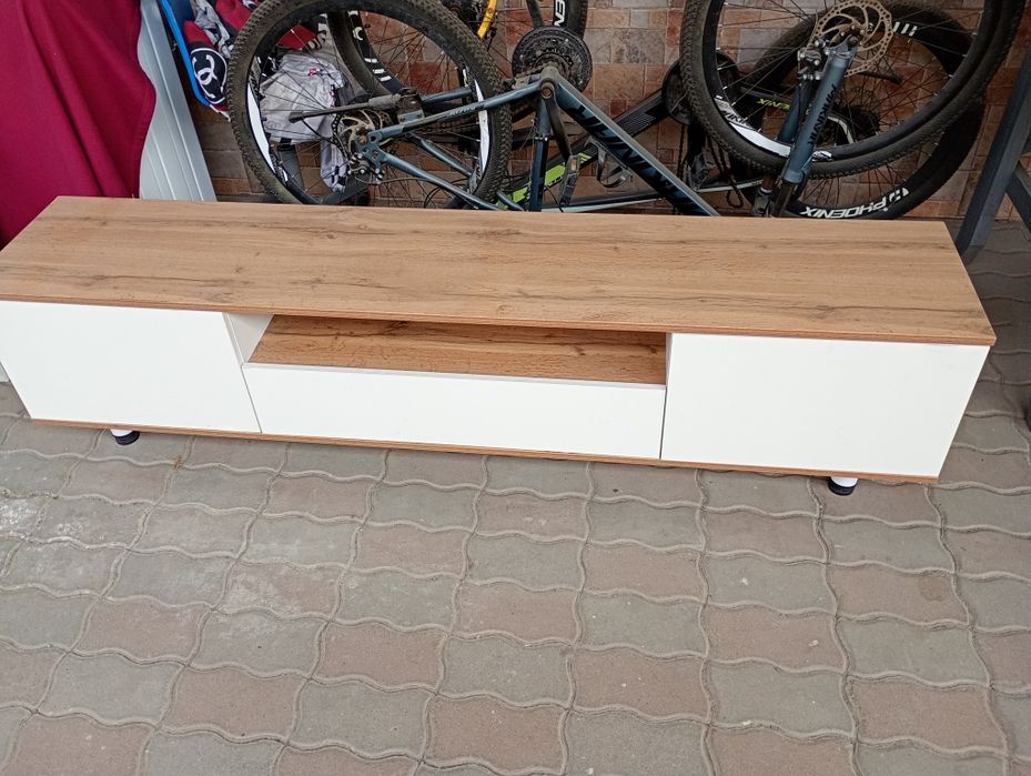 Тумба Хорошая продам