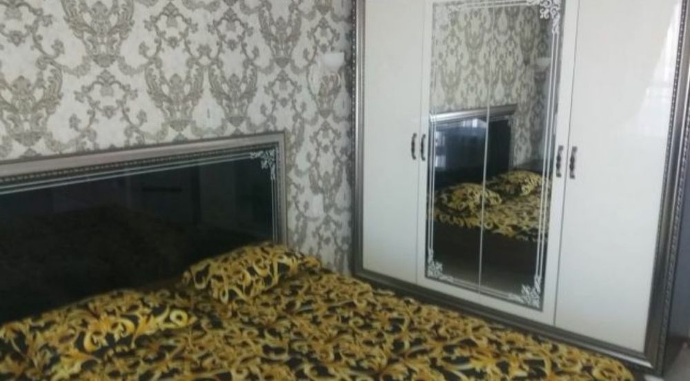 Абая. 1-комнатная в центре