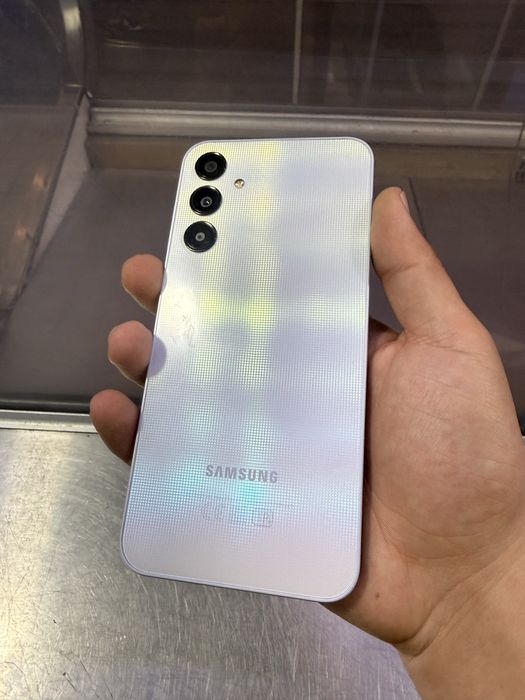 Samsung a25  5g  Shkalat sasteyanada sirochniy